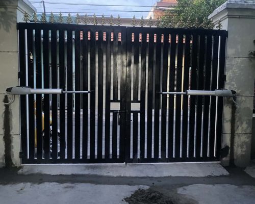 Sản phẩm cổng tự động cánh tay đòn Cổng cánh tay đòn
