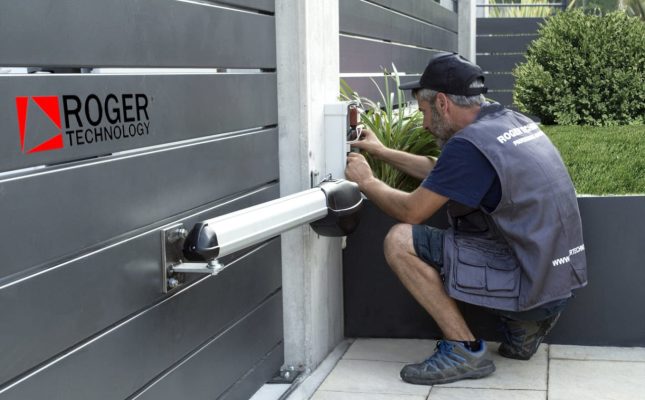 Cổng tự động Roger