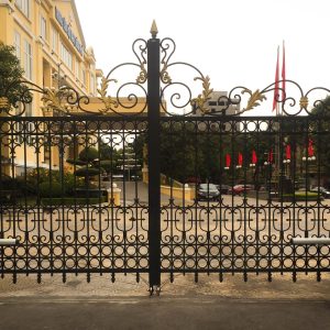 Cổng cánh tay đòn đem lại hiệu quả hoạt động ưu việt