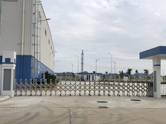 Thiết kế gọn gàng tiết kiệm chỗ của cổng xếp tự động sản phẩm không làm chiếm diện tích