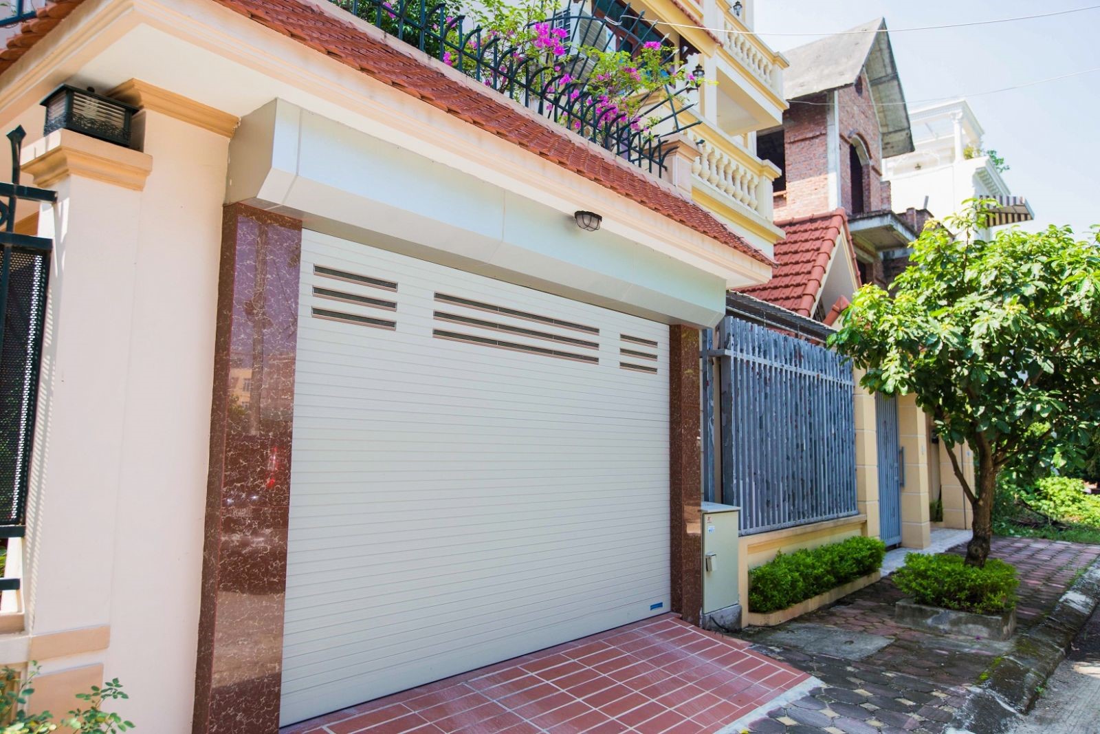 BÁO GIÁ MOTOR CỬA CUỐN YH 300KG CHÍNH HÃNG 