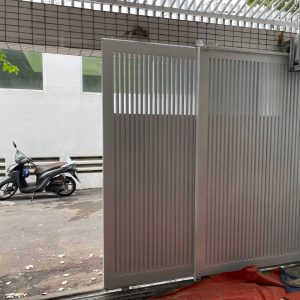 cổng lùa điện tự động