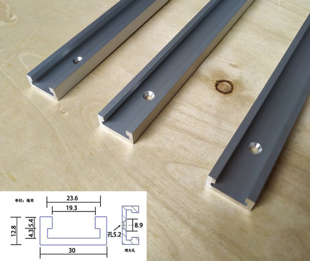 Ray U thường dùng cho cổng nhẹ hoặc cổng dân dụng nhỏ Ray U thường dùng cho cổng nhẹ hoặc cổng dân dụng nhỏ