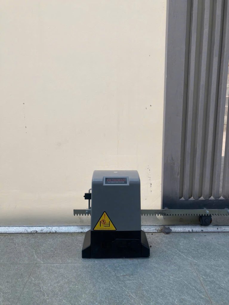 motor YH Taiwan chính hãng giá rẻ GIỚI THIỆU HỆ ĐỘNG CƠ CỔNG LÙA CAO CẤP